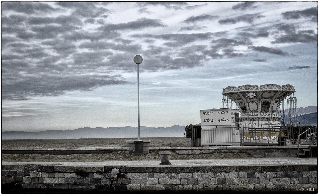 La Casa Sul Molo Bed and Breakfast Viareggio Rum bild